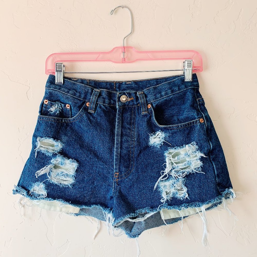 vintage levi's cut off denim shorts, size 25